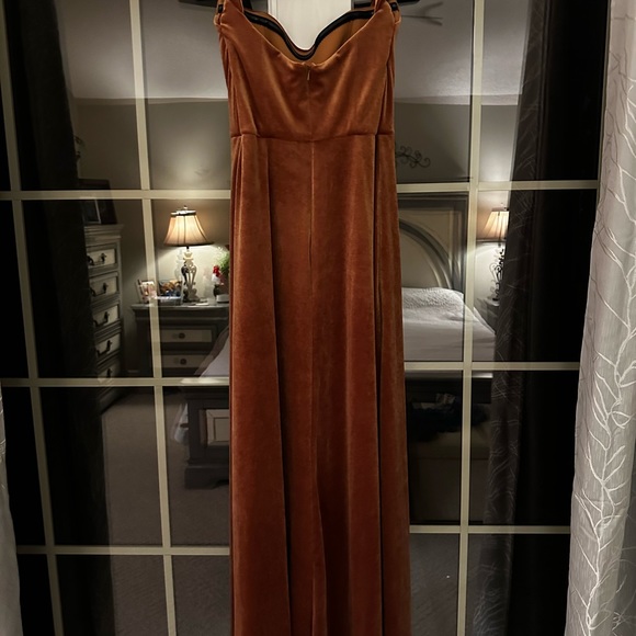 OFF-THE-SHOULDER FLOUNCE SLEEVE VELVET MAXI DRESS IN AUBURN MOON - Small - Picture 2 of 4